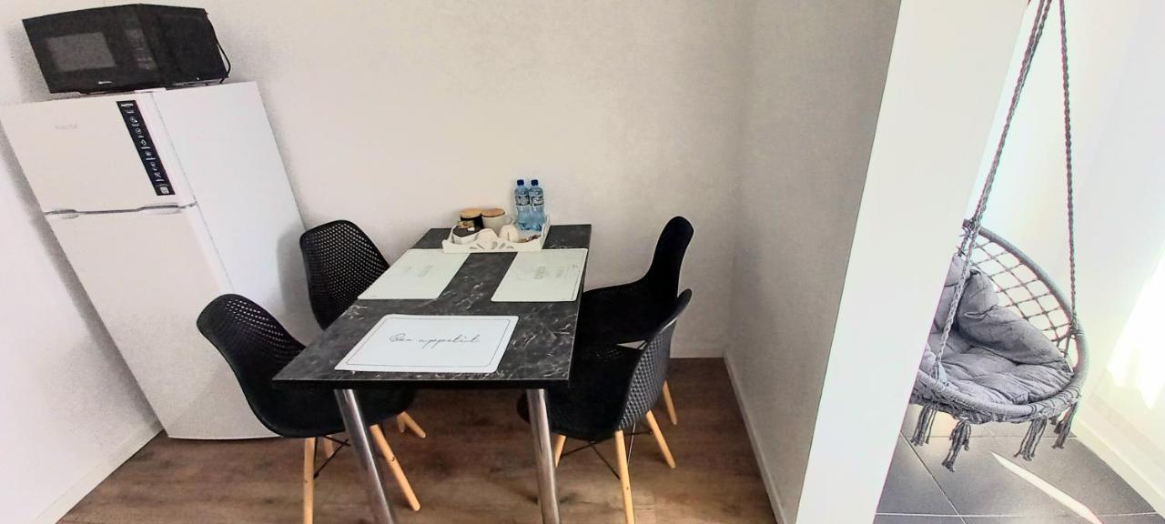 33 Coquette Apartment Baia Mare Eksteriør bilde